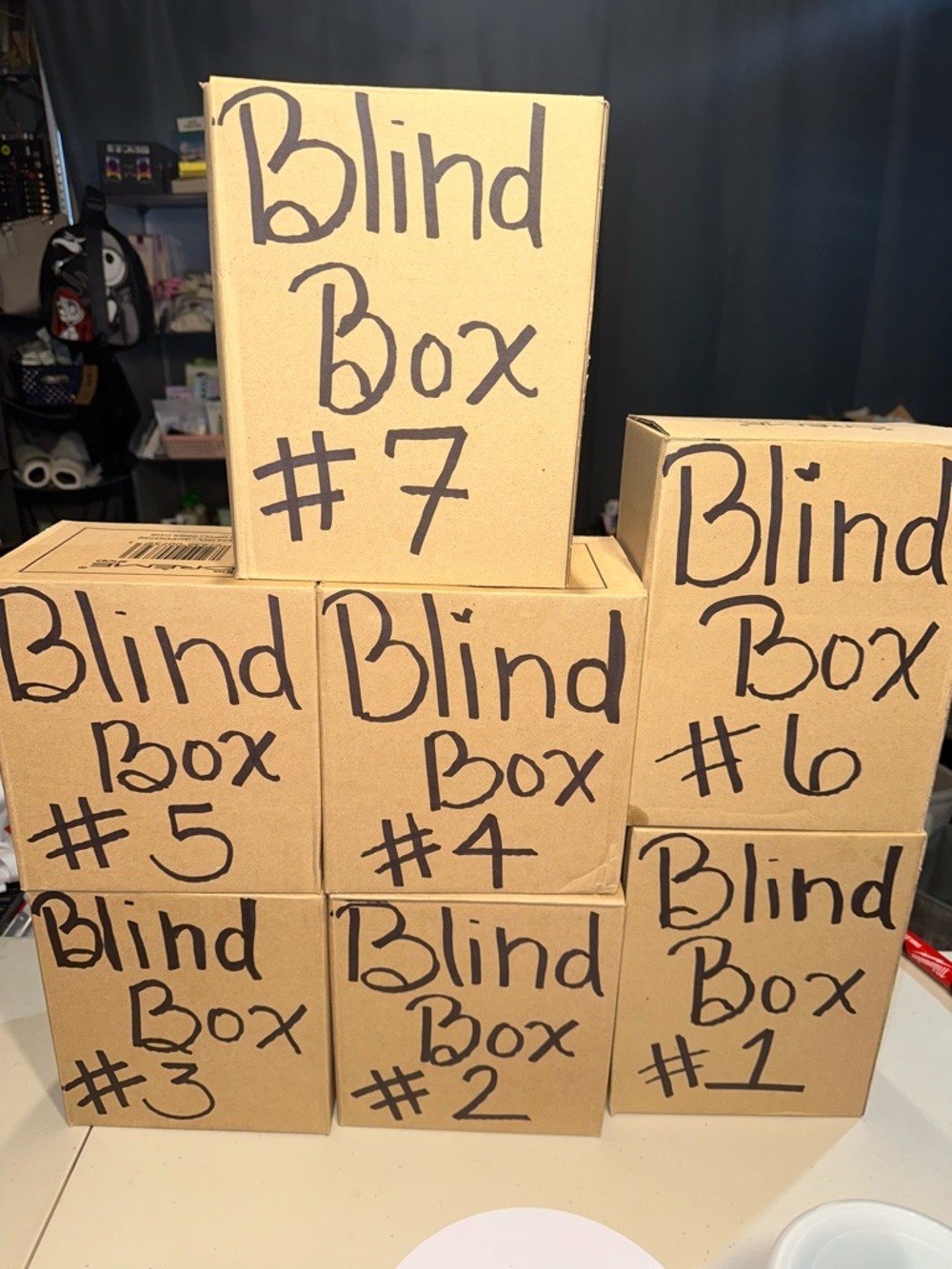 Makeup Blind Boxes - Picture 2 of 2